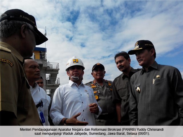 20150106 MENTERI Waduk Jatigede