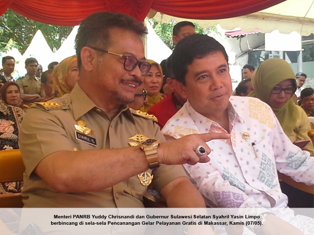 20150705 - foto artikel web Menteri PANRB berbincang dengan Gubernur Sulsel