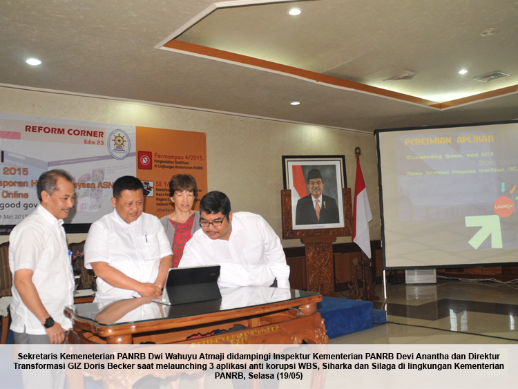 20150519 - Sesem Launching 3 aplikasi