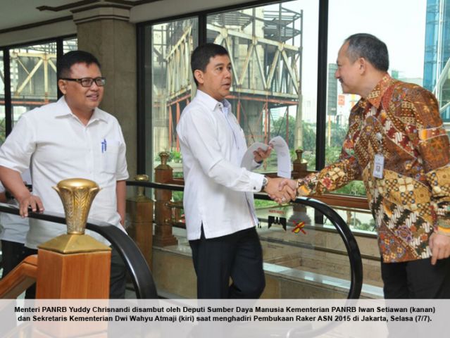 20150707 Menteri Yuddy datang ke Pembukaan Raker ASN 2015