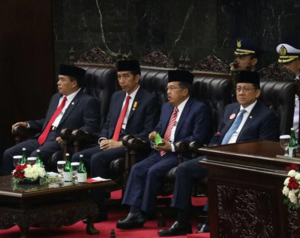 20160816 Jokowi di DPR