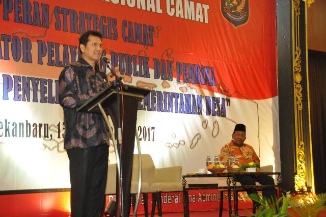 20171116 Menteri pekanbaru4