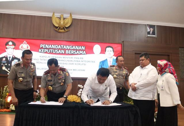 Penandatanganan Pedoman Pembangunan ZI di Lingkungan POLRI