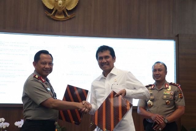 20180403 Menteri polda jabar6