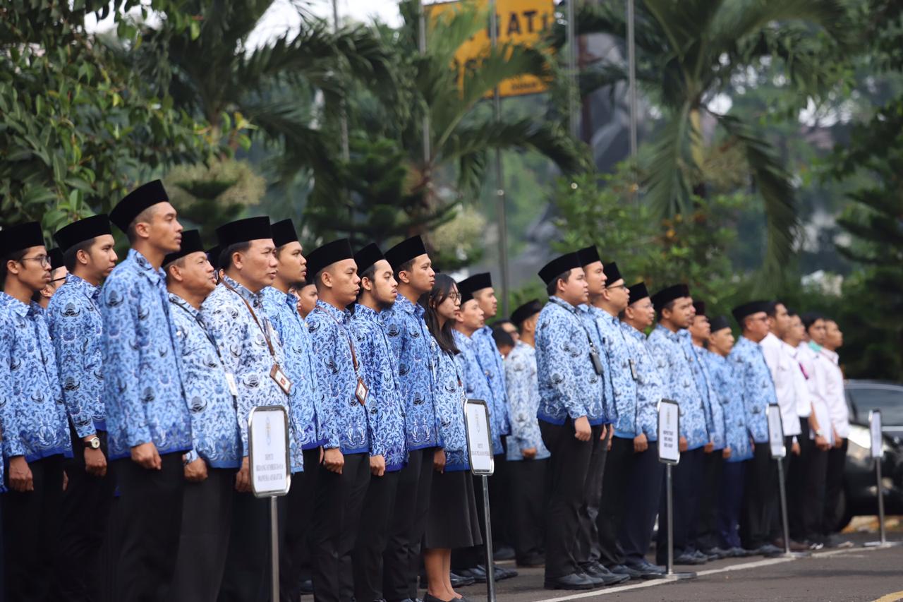 20190609 Hari Pertama Masuk Kerja Menteri PANRB akan Pantau Kehadiran ASN