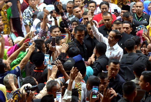 20190621 Salam Jokowi1