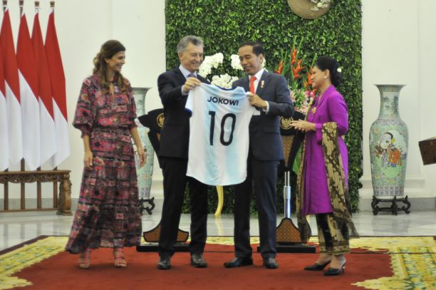 20190627 Kaos Timnas Argentina1