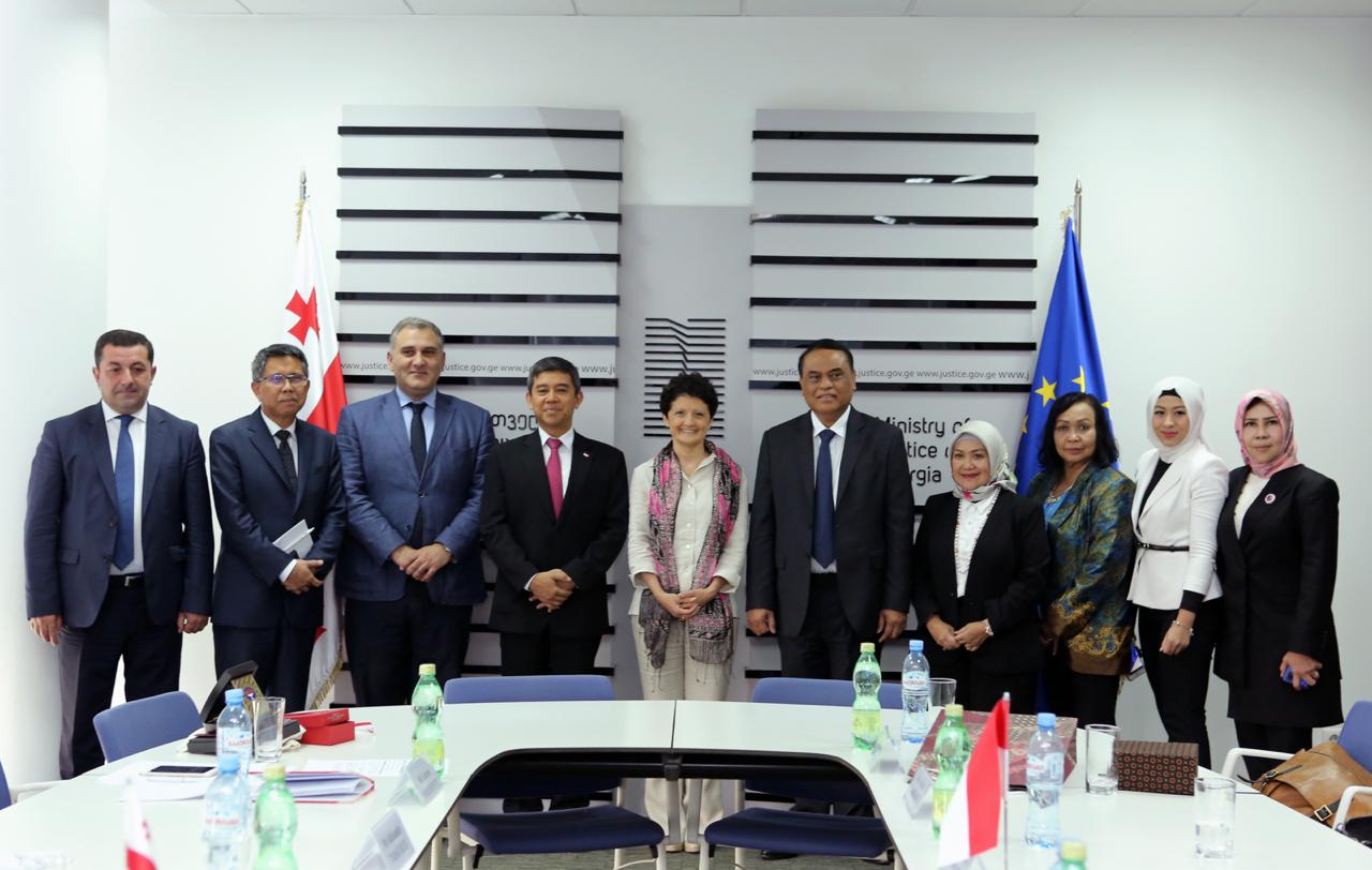 20190627 Pertemuan dengan Minister of Justice Georgia HE Thea Tsulukiani 1