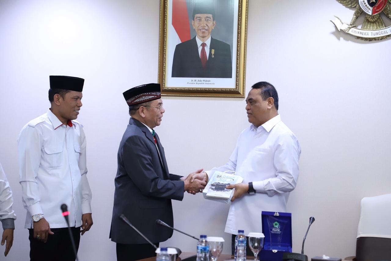 20190701 Menteri FKAPHI 1