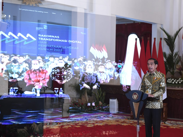 20220329 Presiden Dorong Peningkatan Pelaku UMKM dalam Ekosistem Digital