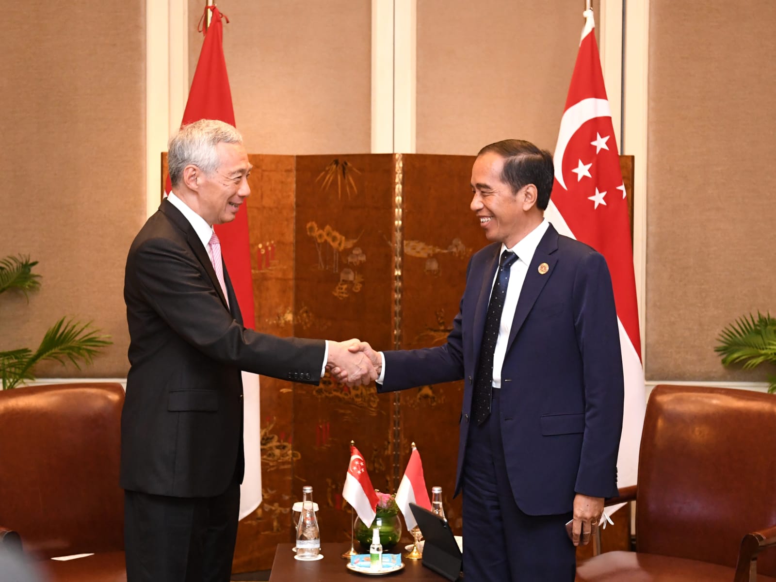 20221111 Presiden Jokowi Lakukan Pertemuan Bilateral dengan PM Lee