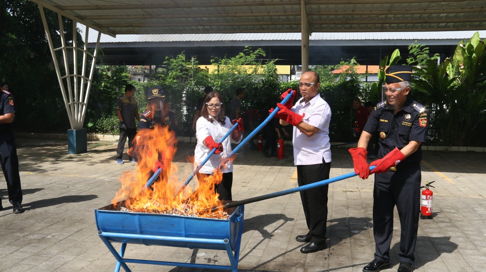 20240109 Penerimaan Kepabeanan dan Cukai 2023 Topang Postur APBN