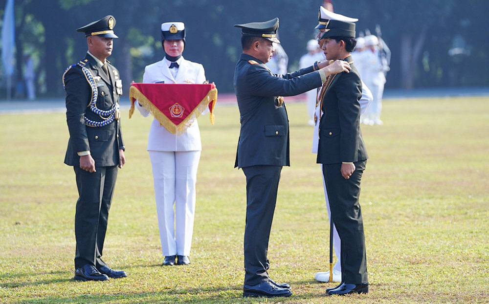 20240722 Lantik 350 Perwira TNI 2024 Panglima Tekankan Pentingnya Sapta Marga dan Teknologi