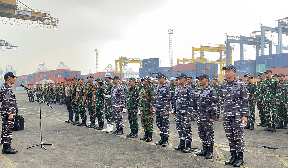 20240807 Dukung HUT ke 79 RI KRI BAC 593 Angkut Pasukan dan Material ke Ibu Kota Nusantara