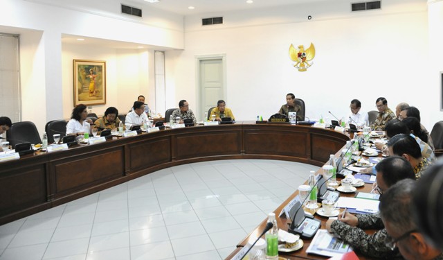 290915 Ratas menteri ekonomi