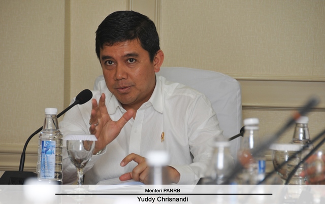 Menteri PANRB Yuddy Chrisnandi copy