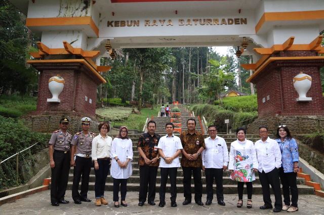 20160622 Kebun raya batu raden 1