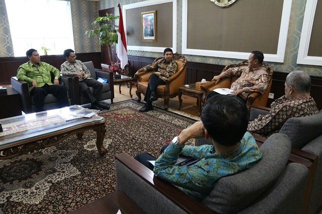 20160630 MENTERI Terima Bupati 2