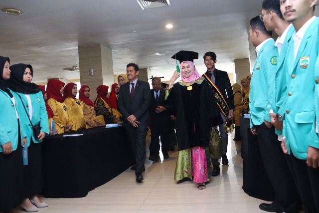 20180513 Wisuda Dharma Andalas 3