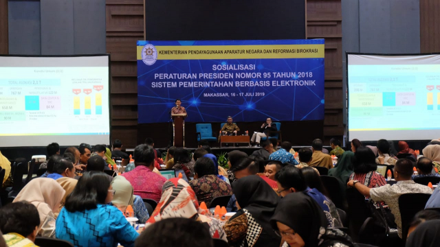 20190716 Sosialisasi Peraturan Presiden Nomor 952018 tentang SPBE di Makassar 1