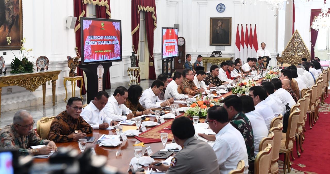 20191003 Menghadiri Sidang Kabinet Paripurna