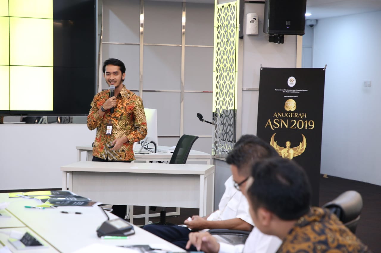 20191104 Seleksi Wawancara Lima Kandidat PNS Inspiratif 10