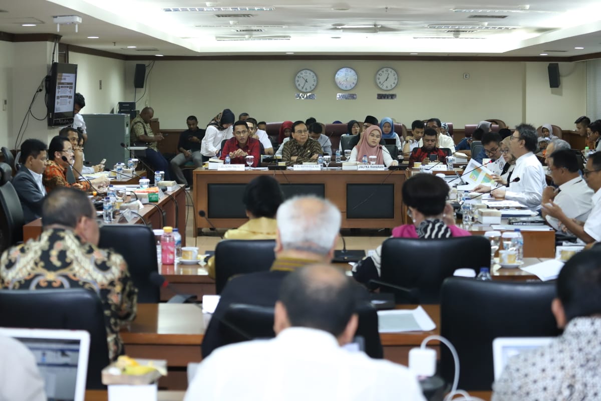 20200121 Rapat Kerja dengan Komite I DPD 10