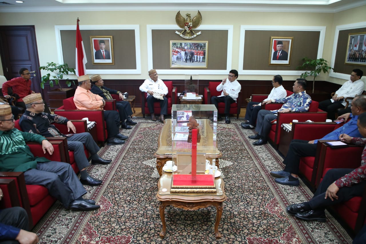 20200211 Menerima kunjungan Bupati Gorontalo 4