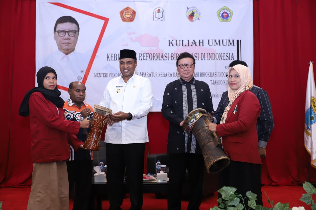 20200221 Kuliah Umum Menteri PANRB 12