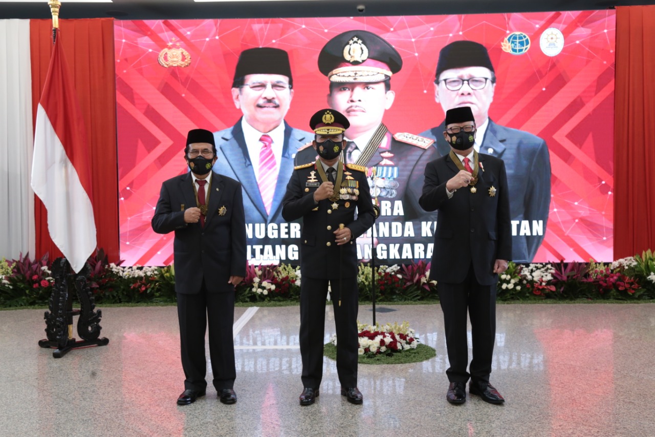 20201218 Upacara Penganugerahan Penghargaan Bintang Bhayangkara Utama 10