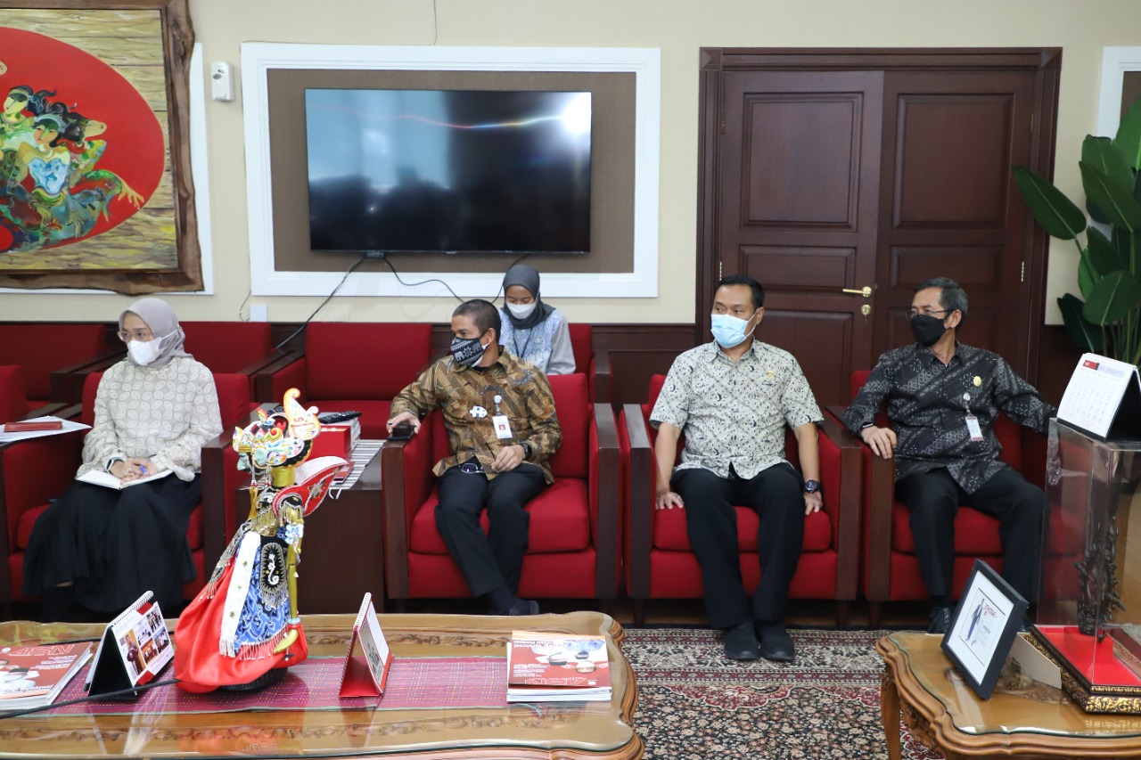 20210528 Menerima Kunjungan Menteri Investasi 1