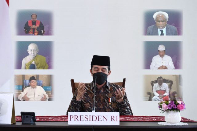 20210712 Pimpin Acara Doa dari Rumah Presiden Usaha Lahiriah Harus Dibarengi Usaha Batiniah