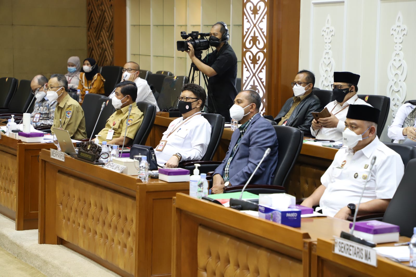 20211122 Rapat Kerja dengan Badan Legislasi 15