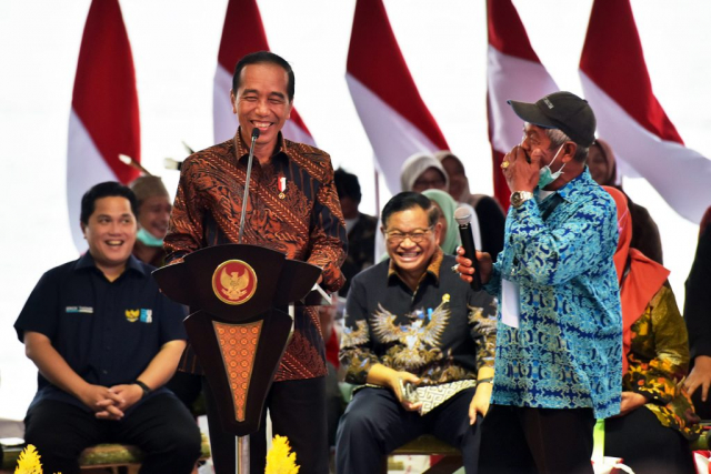 20230223 Serahkan SK Hutan Sosial dan TORA Presiden Jokowi Manfaatkan untuk Kesejahteraan