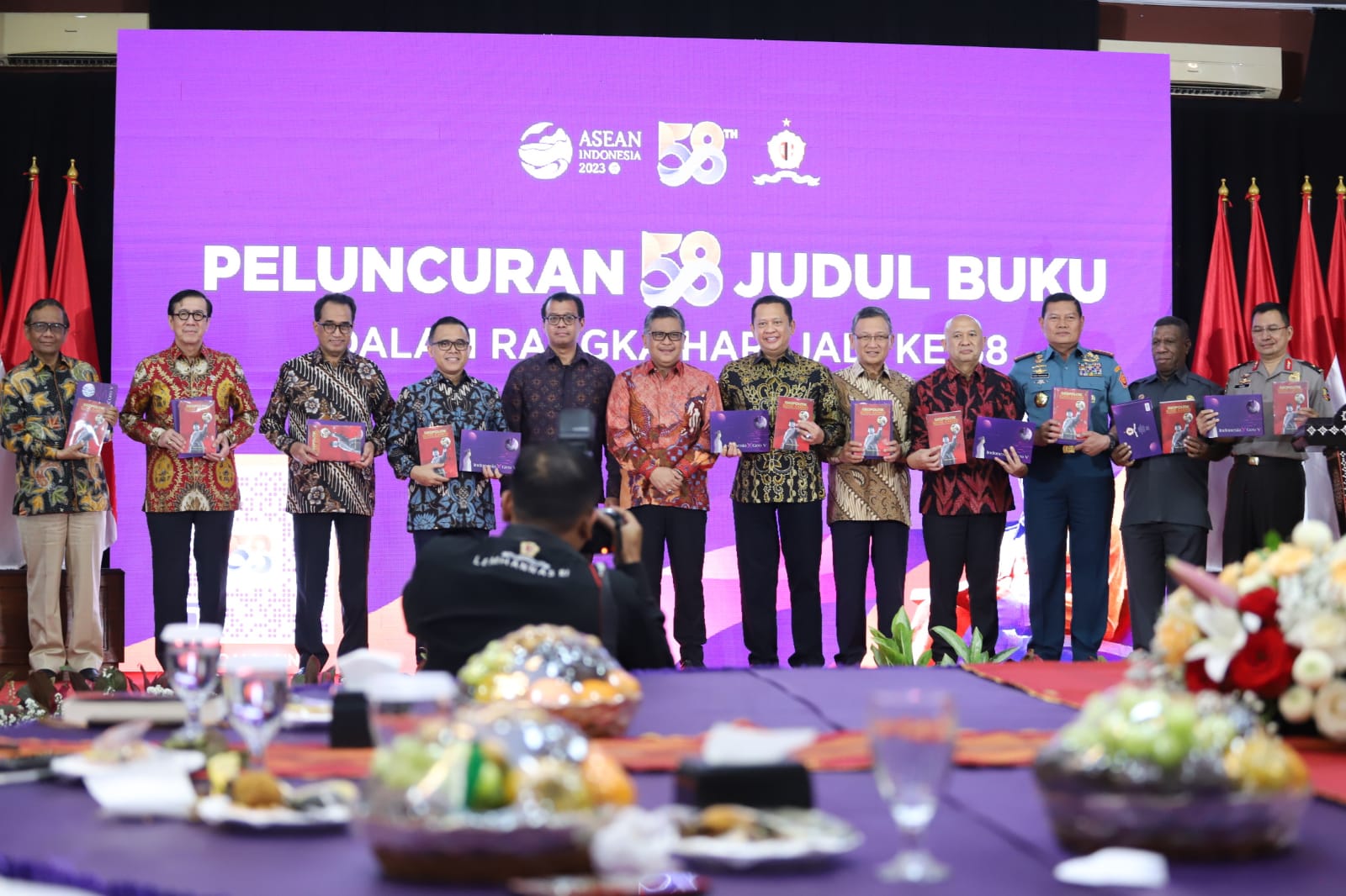 20230520 MENTERI Peluncuran 58 Judul Buku Dalam Rangka Hari Jadi ke 58 Lemhannas RI 14