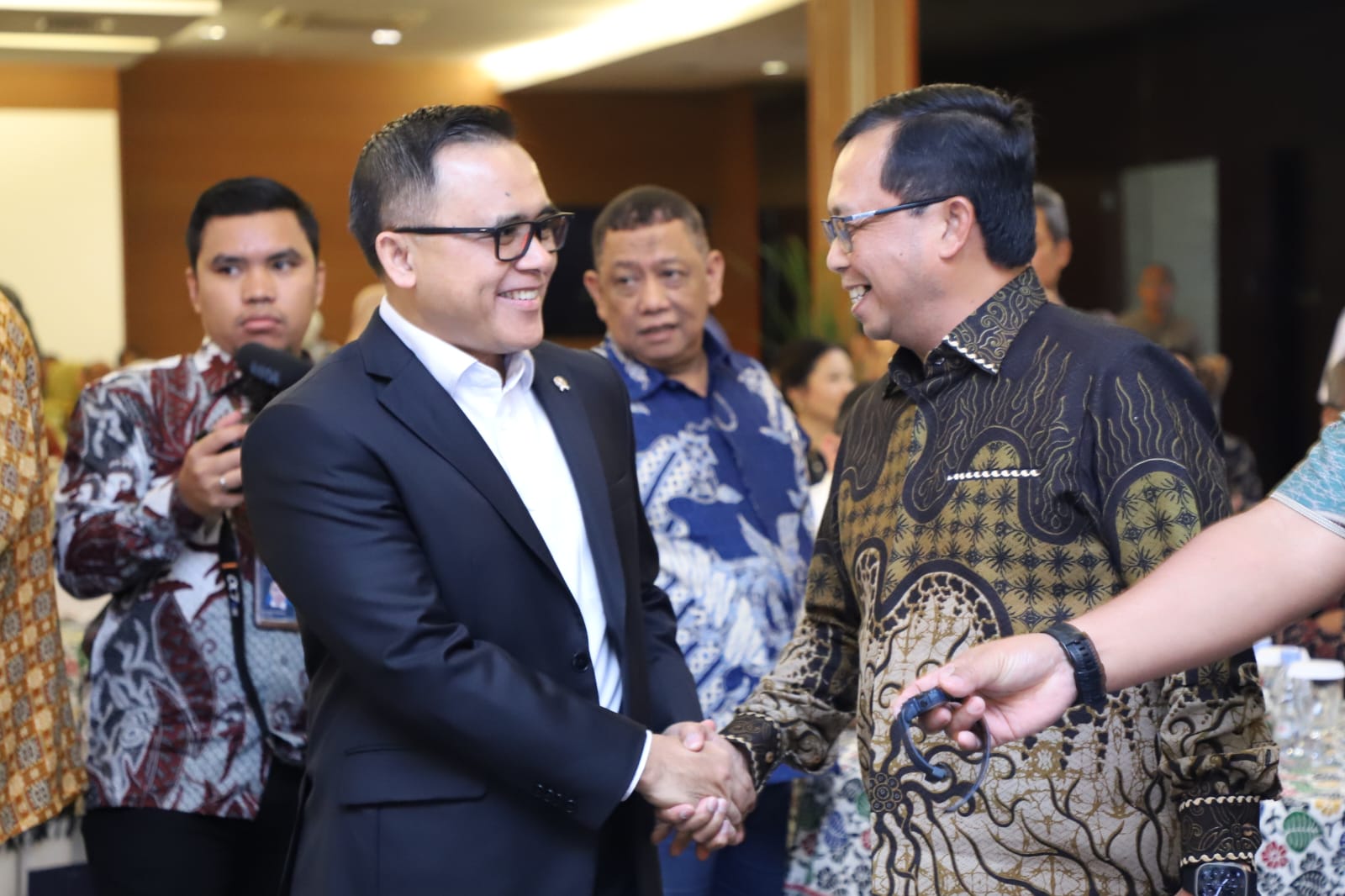 20230615 Peluncuran Buku Zulkifli Hasan Kerja Bantu Rakyat 12