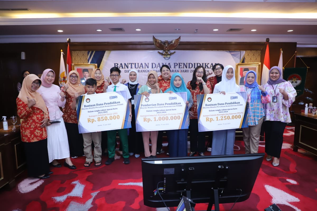 20230615 Penyerahan Bantuan Dana Pendidikan Tahun 2023 7