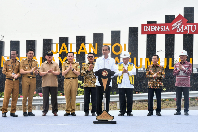 20231027 Presiden Jokowi Resmikan Jalan Tol Indralaya Prabumulih