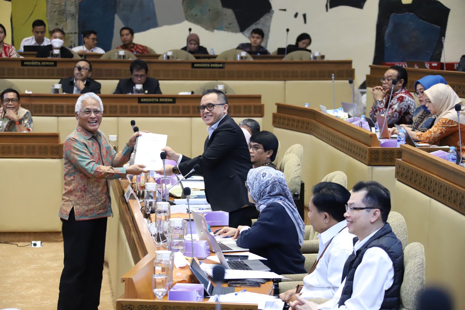 20231113 Rapat Kerja Dengan Komisi II DPR RI 13