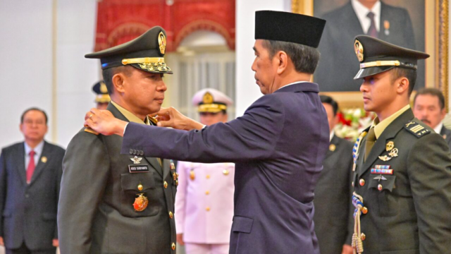 20231122 Presiden Jokowi Lantik Agus Subiyanto sebagai Panglima TNI