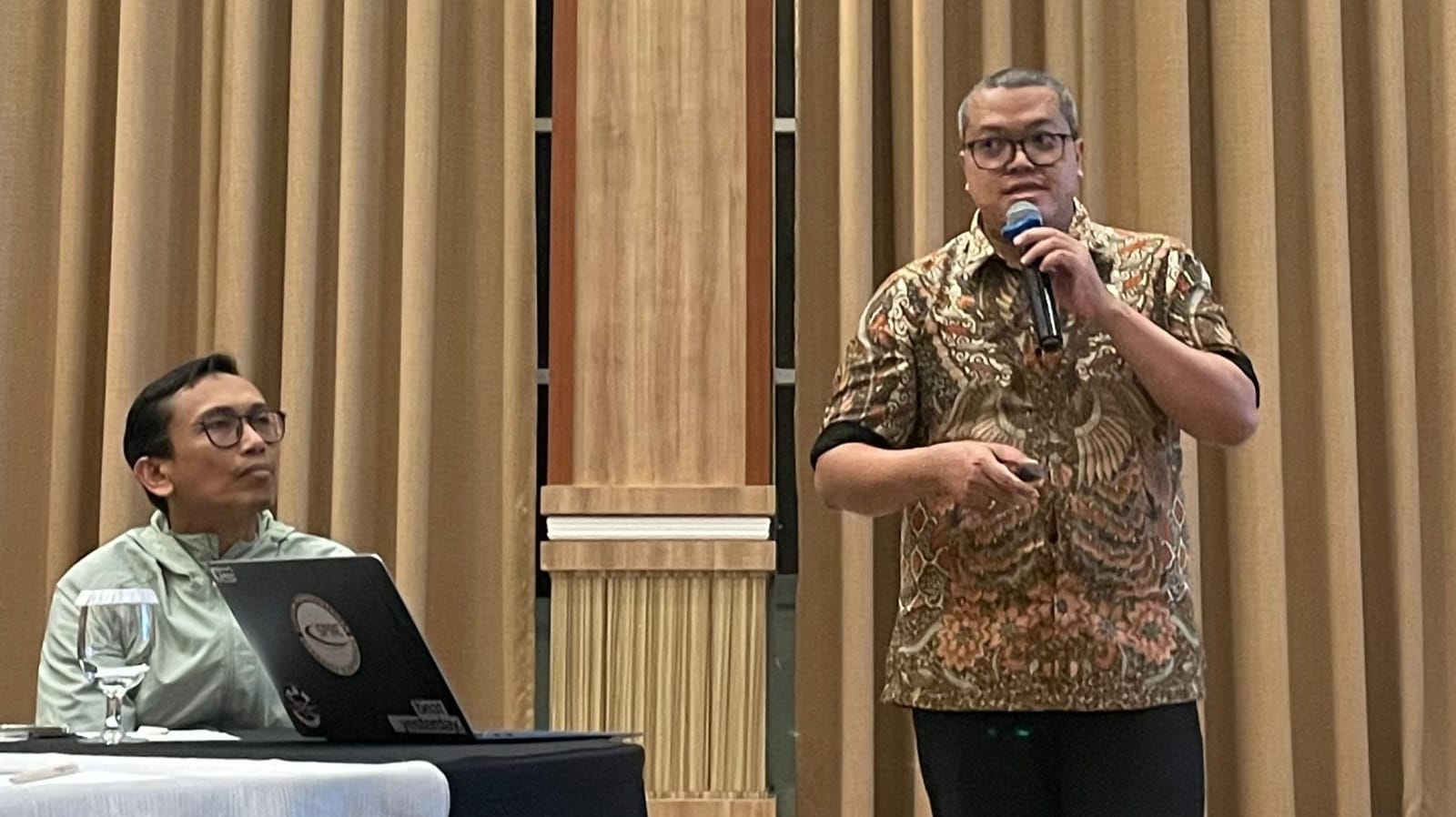 20240205 Evaluasi dan Penajaman Program 2024 Kedeputian Kelembagaan dan Tata Laksana Kementerian PANRB 6