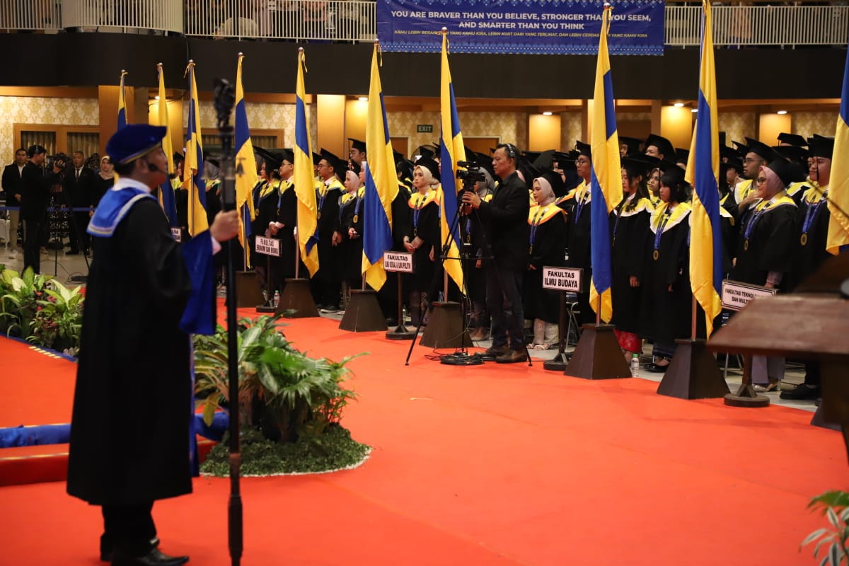 20240303 Wisuda Universitas Airlangga 9