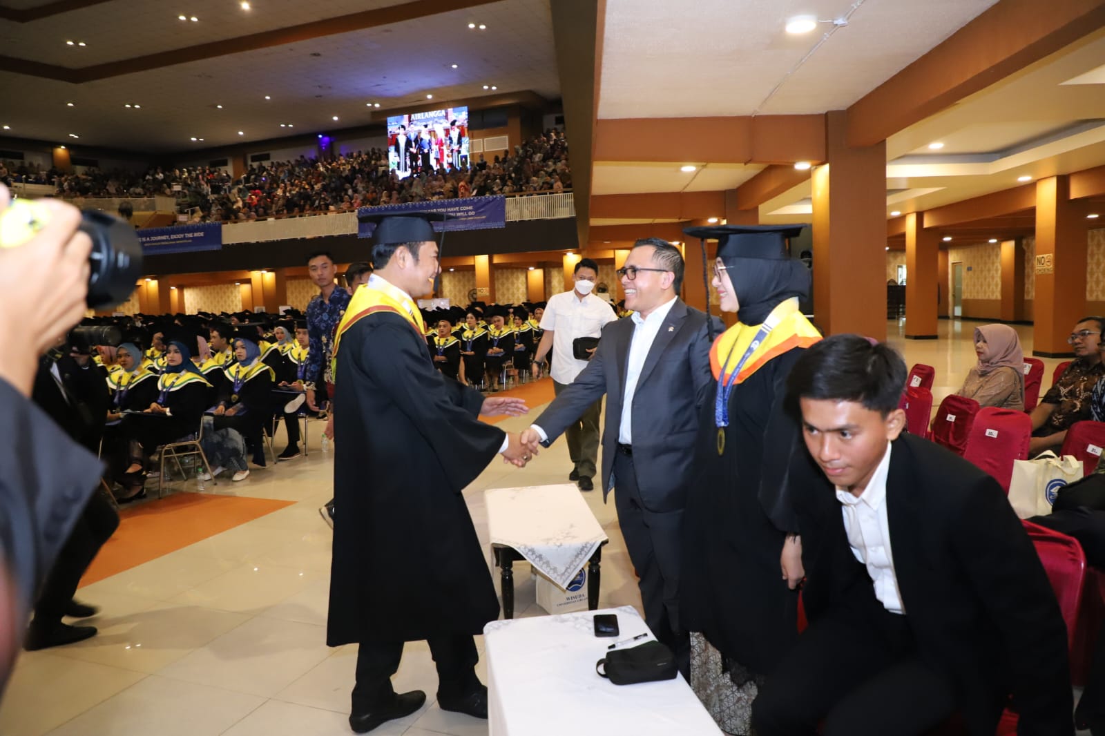 20240303 Wisuda Universitas Airlangga 9