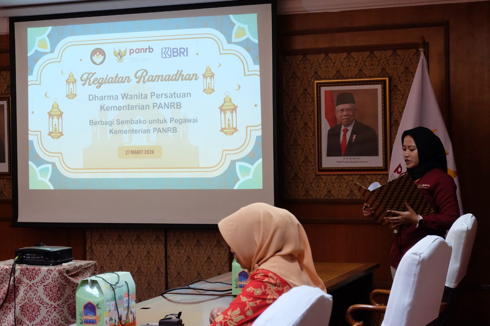 20240327 Berbagi Sembako Ramadhan DWP Kementerian PANRB 10