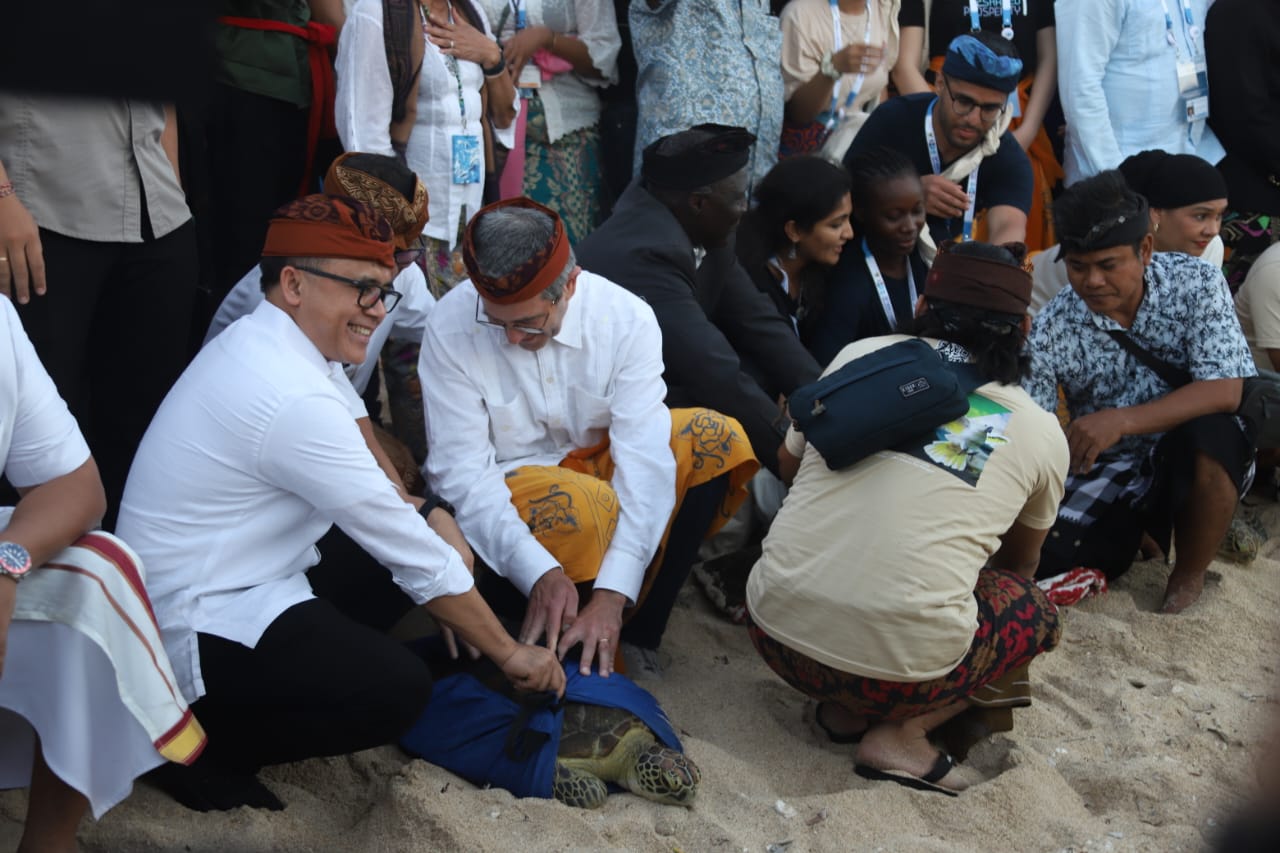 20240518 Balinese Water Purification Ceremony 20