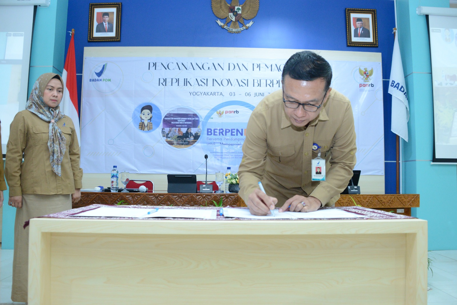 20240605 Penandatanganan Komitmen Replikasi Inovasi Berpendar BBPOM Yogyakarta 1