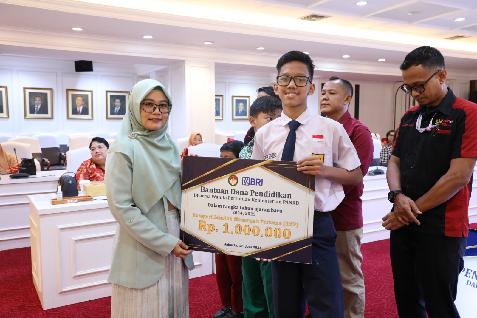 20240626 Penyerahan Dana Bantuan Pendidikan 13