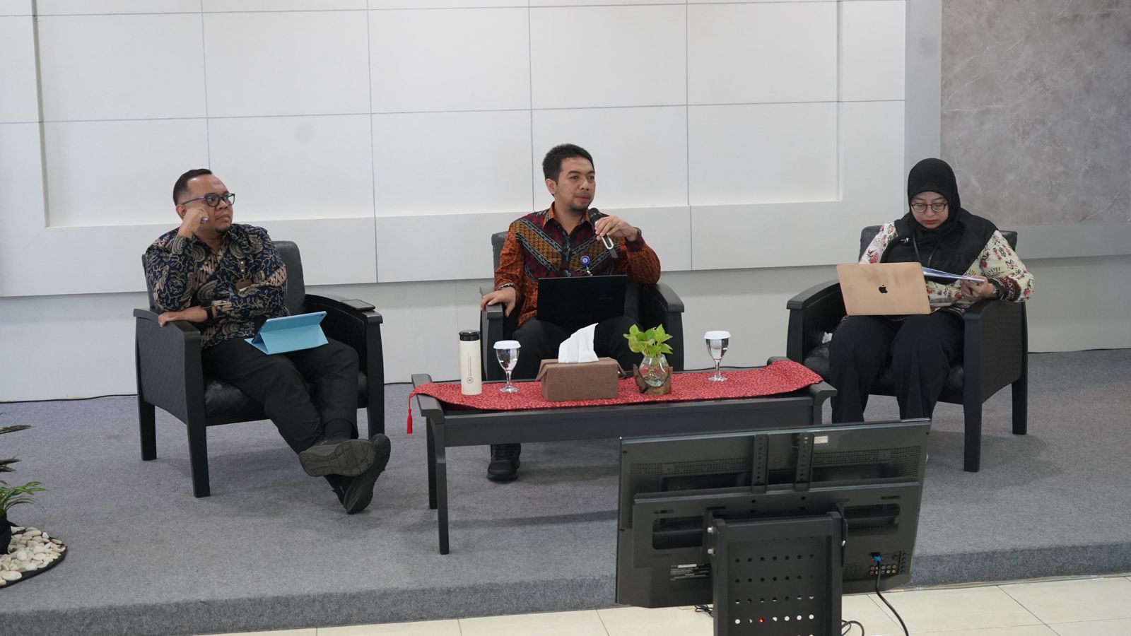 20240704 Sosialisasi Pemanfaatan Artificial Intelligence dalam Pembuatan Konten Pembelajaran 12