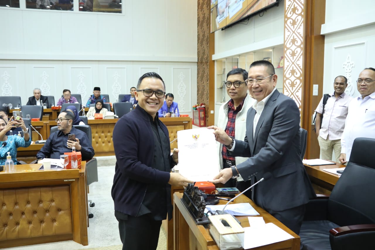 20240910 Pengambilan Keputusan Revisi UU Wantimpres pada Rapat Kerja Tingkat I 1