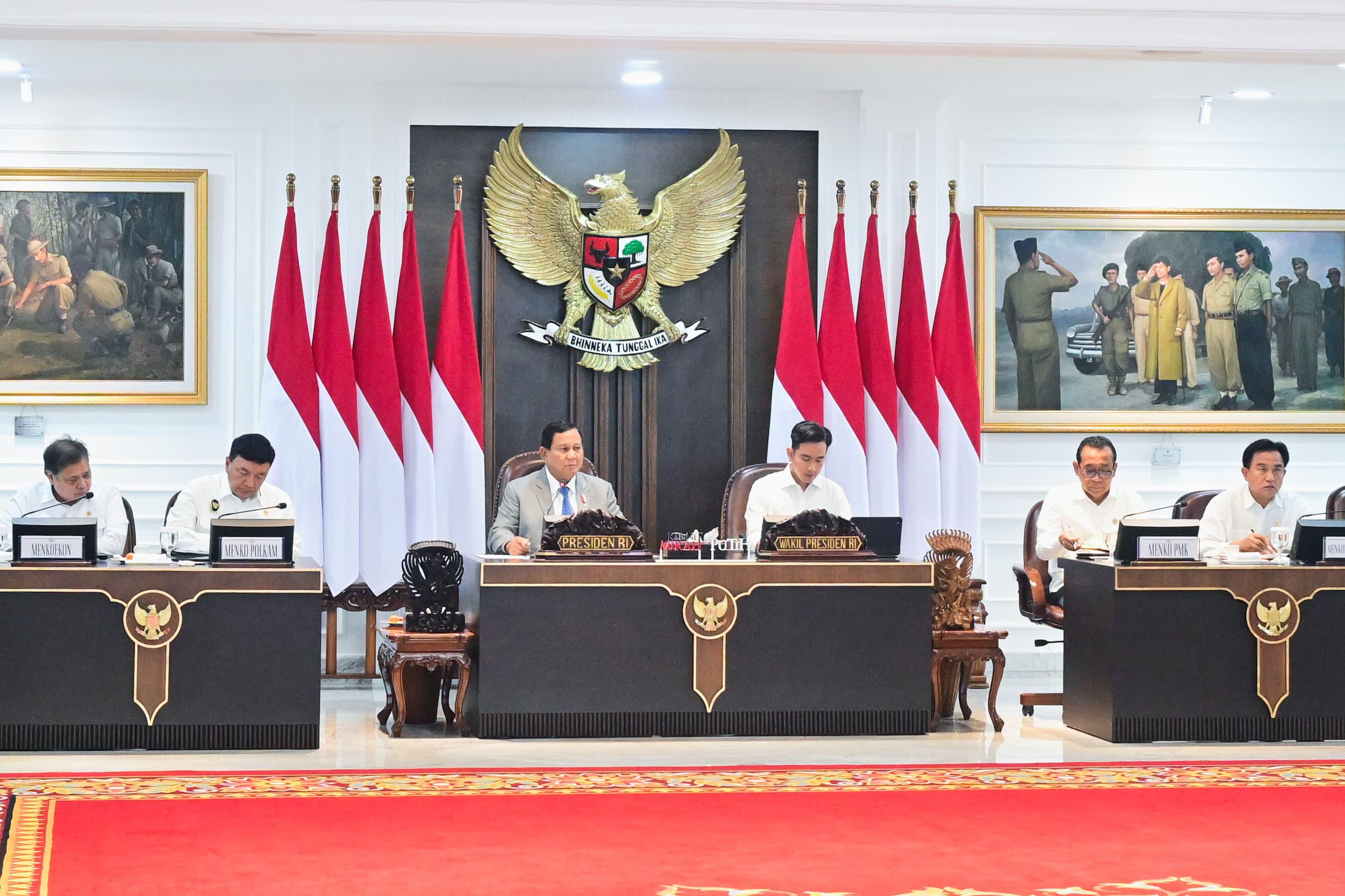 20241106 Sidang kabinet Paripurna17